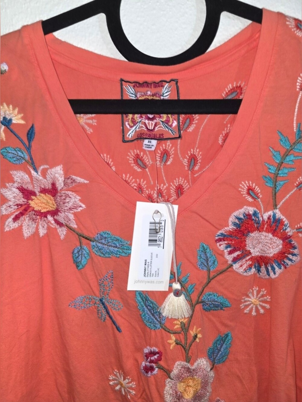 Johnny Was XL Short Sleeve Tops Tunic Coral With Embroidered Peacock NWT - Picture 3 of 9